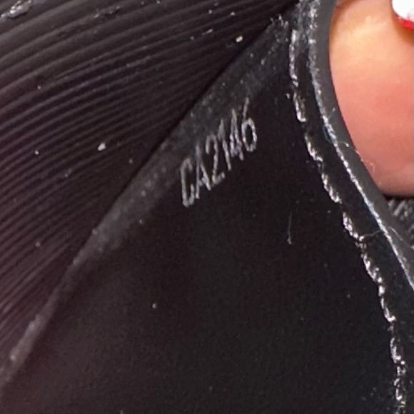 Louis Vuitton Epi Louise Wallet - Picture 11 of 11